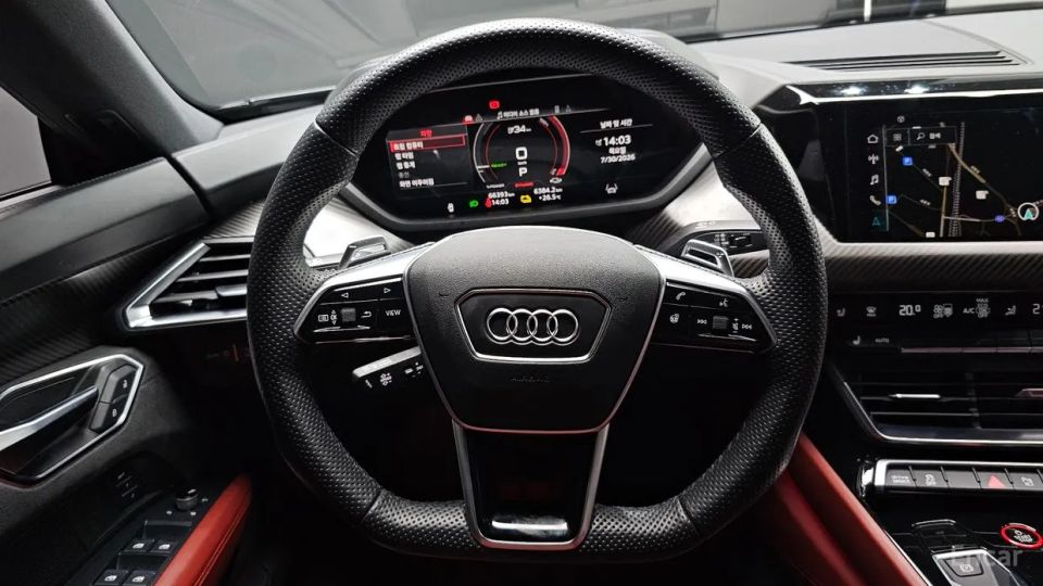 Audi E-tron GT