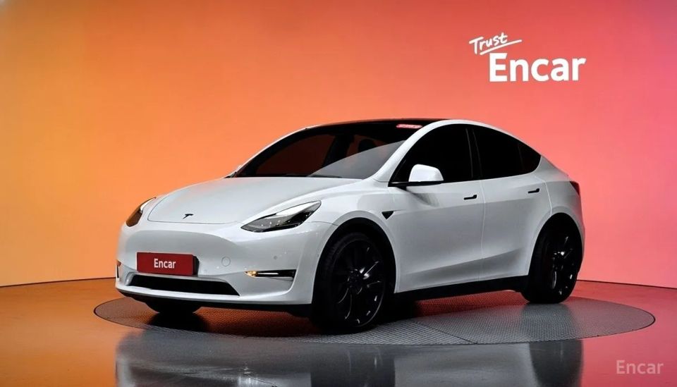 Tesla model-y