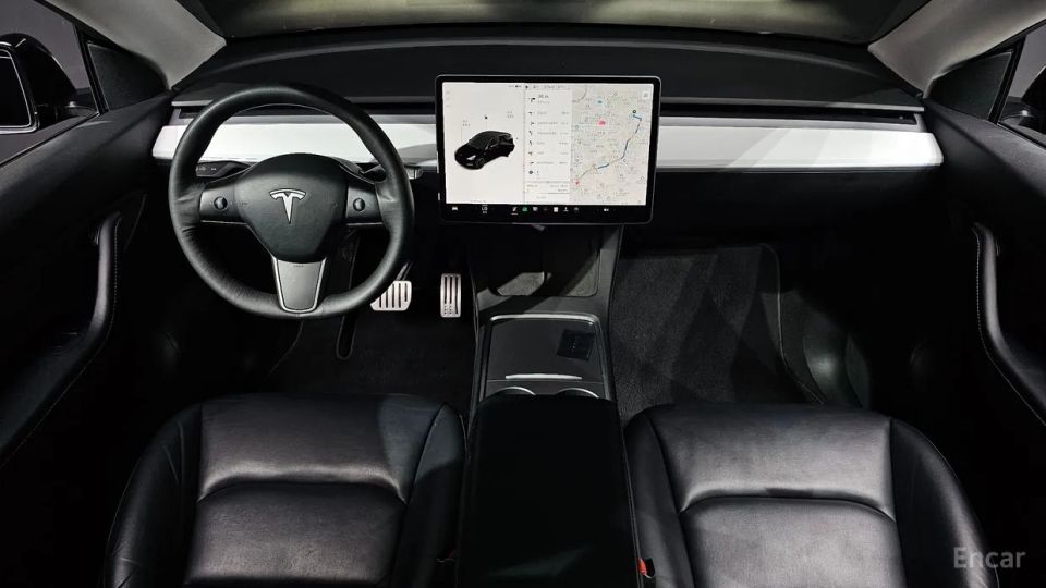 Tesla model-y