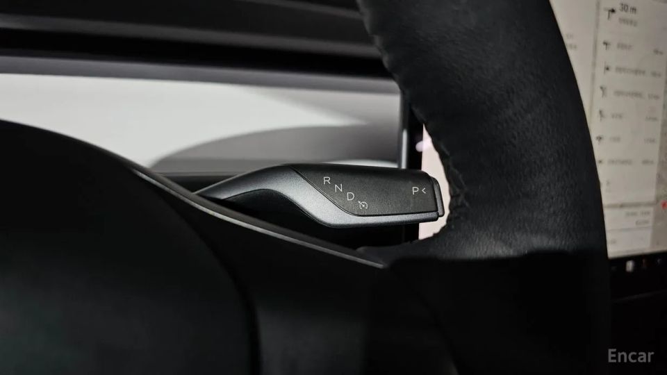 Tesla model-y