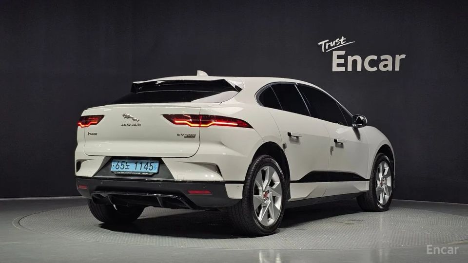 Jaguar I-PACE