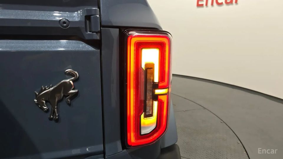 Ford Bronco