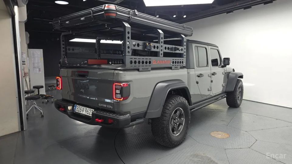 Jeep gladiator