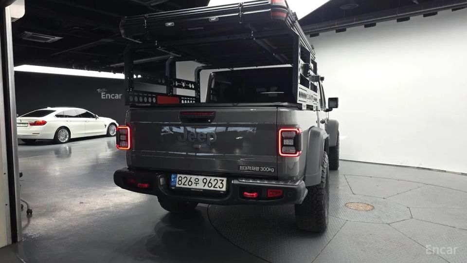 Jeep gladiator