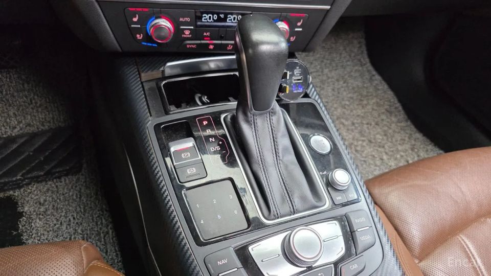 Audi A6
