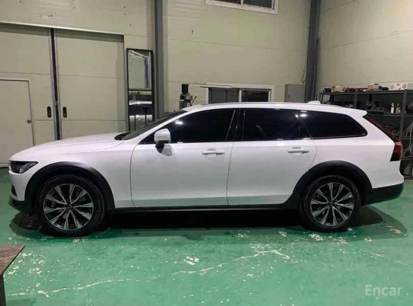 Volvo V90