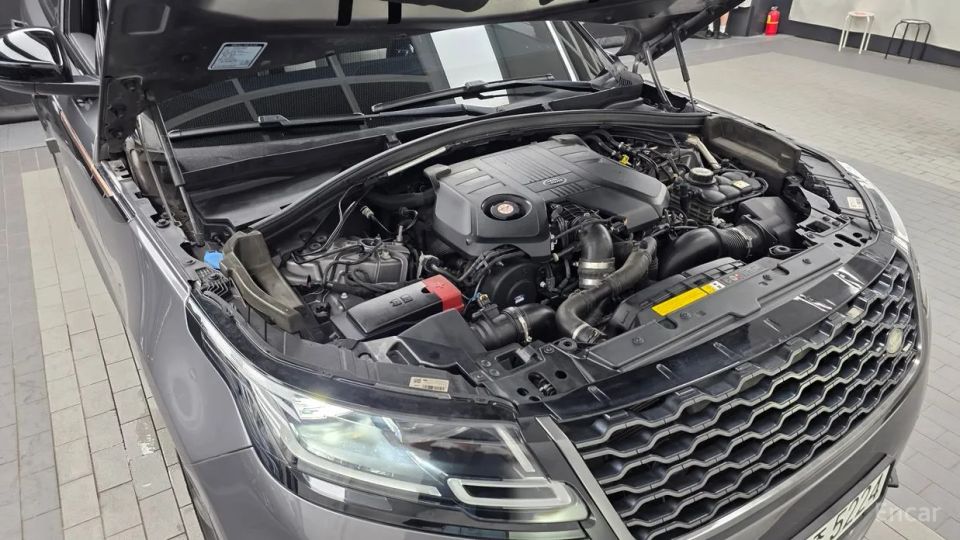 Land Rover Range Rover Velar