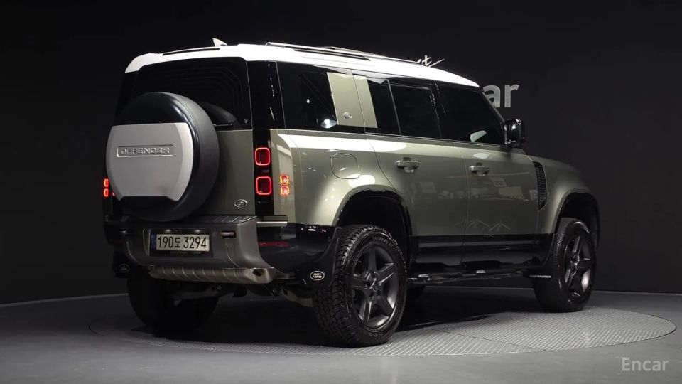 Land Rover Defender