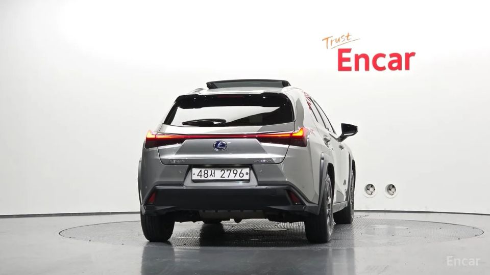 Lexus UX