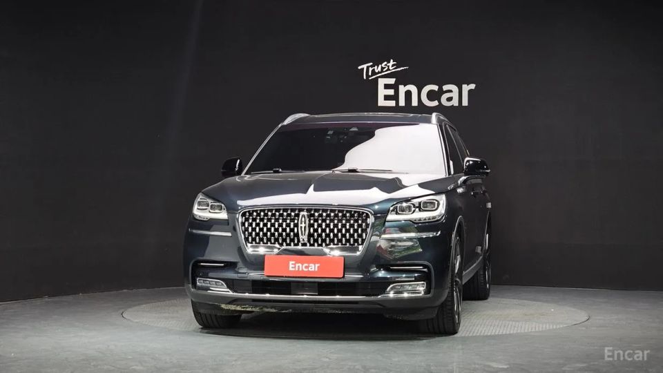 Lincoln Aviator