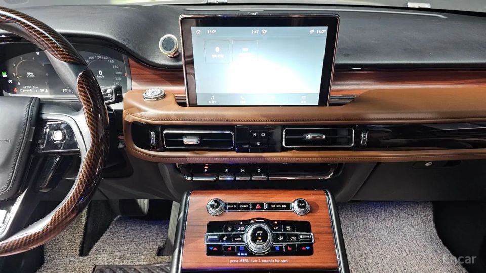 Lincoln Aviator