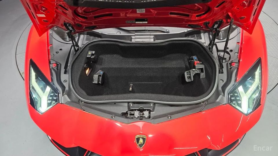 Lamborghini Aventador