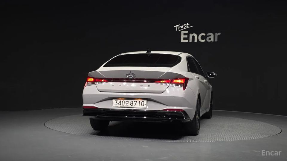 Hyundai AVANTE