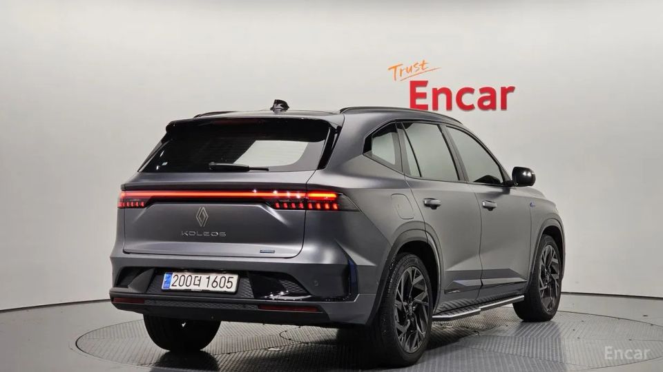 Renault-KoreaSamsung Grand Koleos