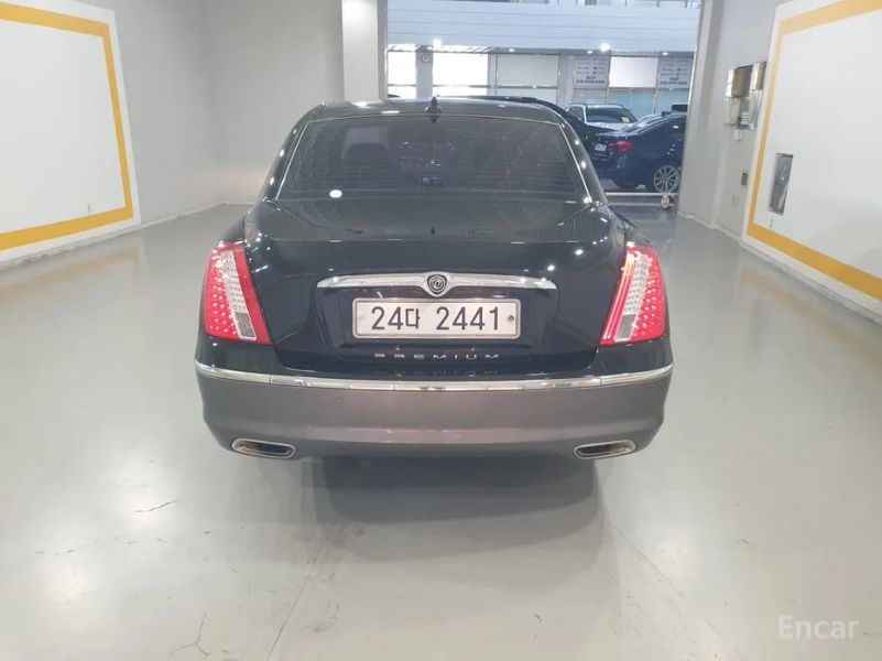 Kia OPIRUS