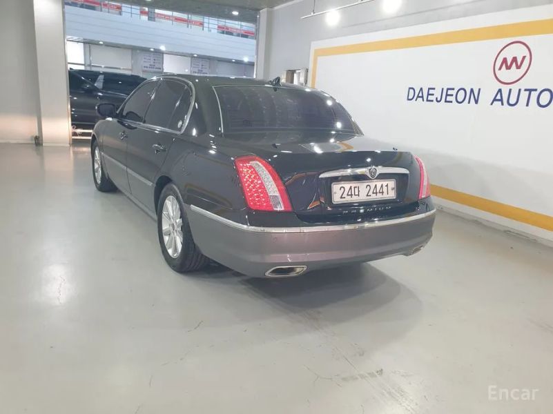 Kia OPIRUS
