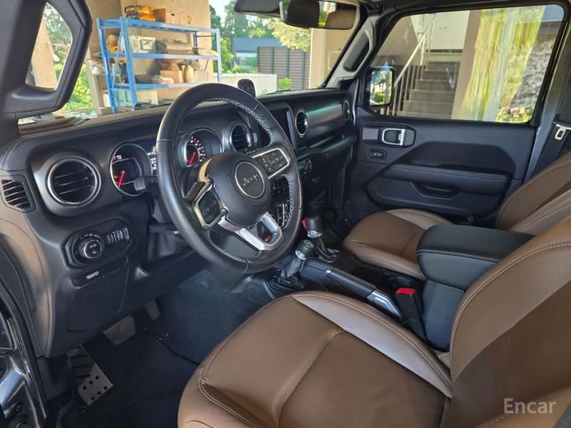 Jeep gladiator