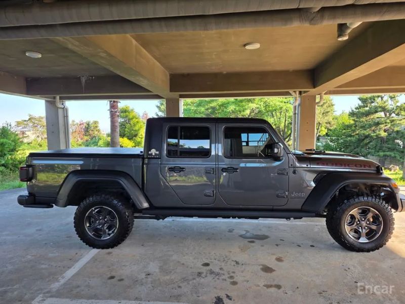 Jeep gladiator