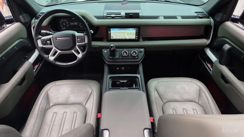 Land Rover Defender