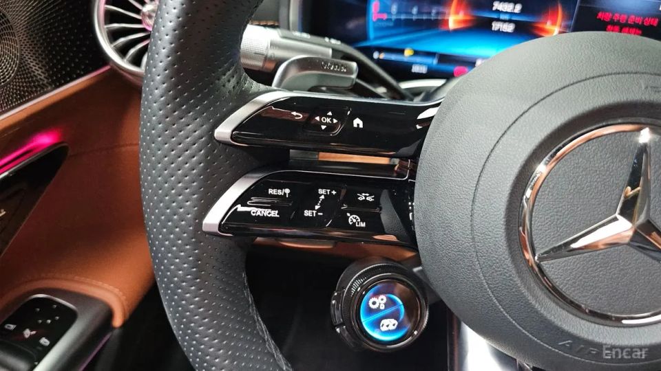 Mercedes-Benz SL-Class
