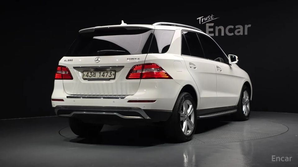 Mercedes-Benz M-class