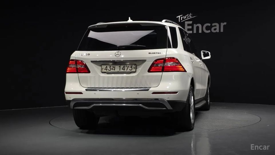 Mercedes-Benz M-class