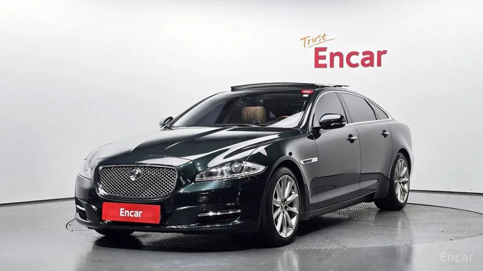 Jaguar XJ