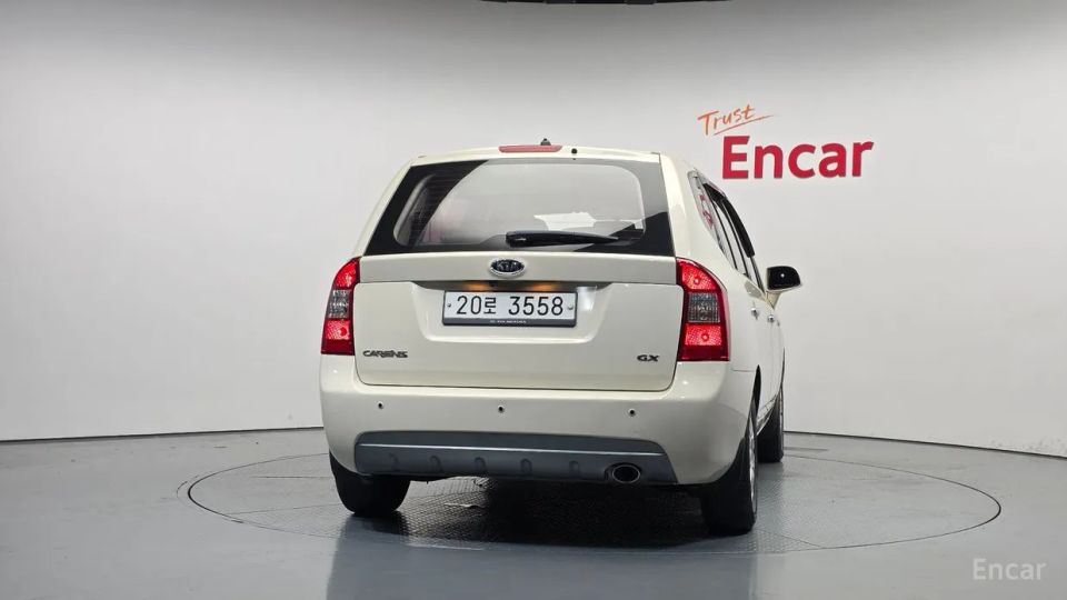 Kia Carens