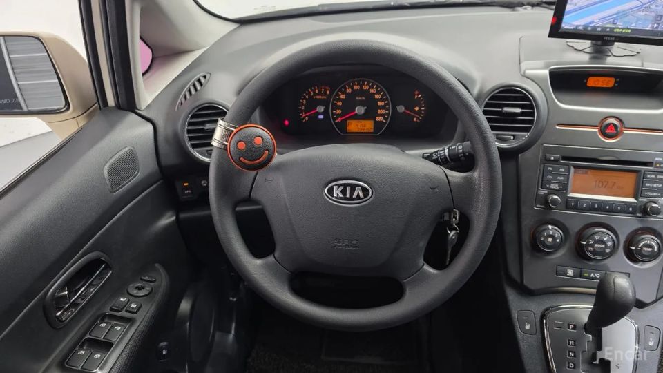 Kia Carens