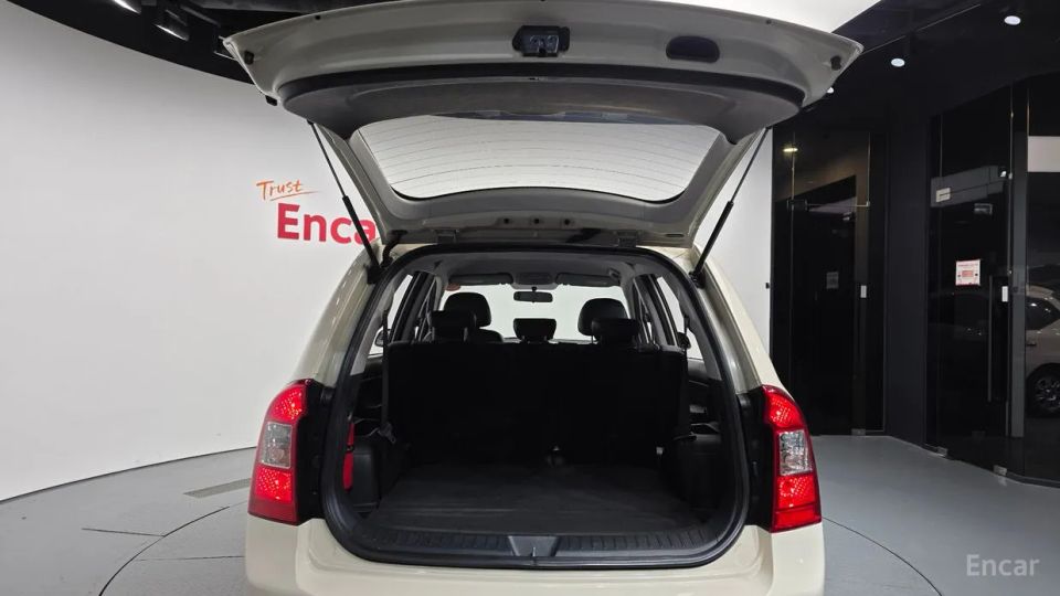 Kia Carens
