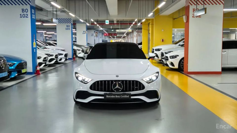 Mercedes-Benz SL-Class