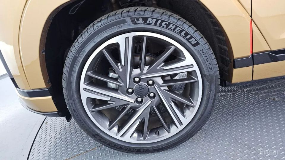 KG_Mobility_Ssangyong Actyon