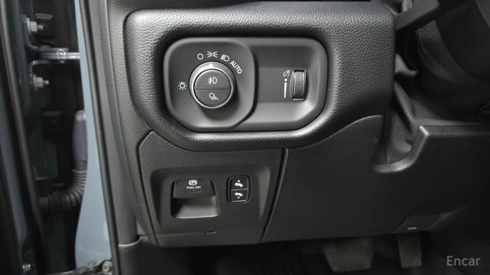 Dodge Ram Pick Up