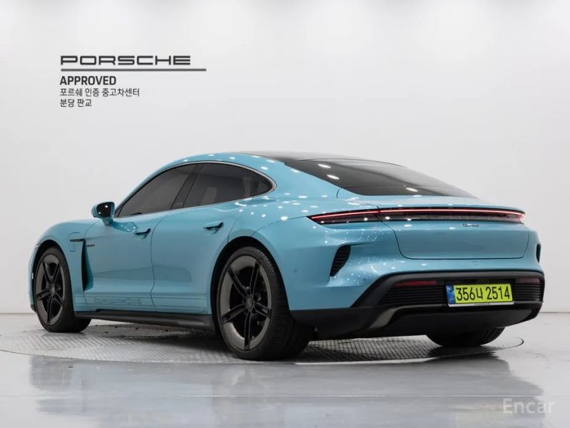Porsche Taycan