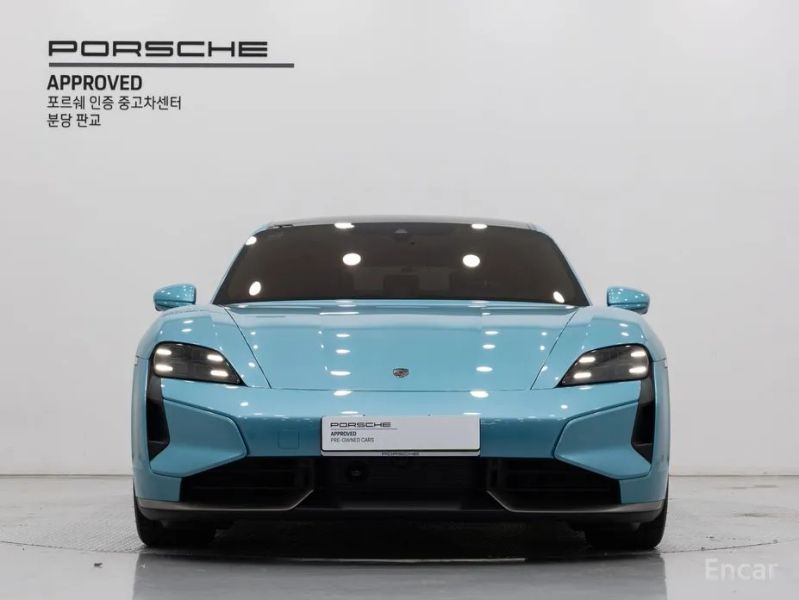 Porsche Taycan