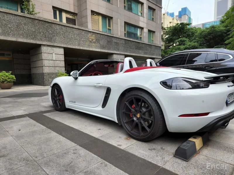 Porsche 718