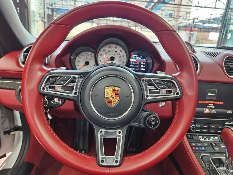 Porsche 718