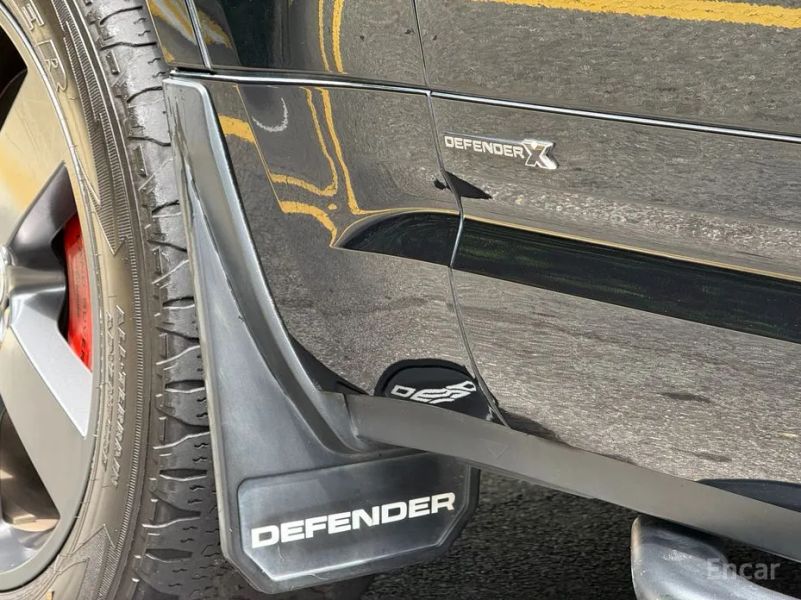 Land Rover Defender