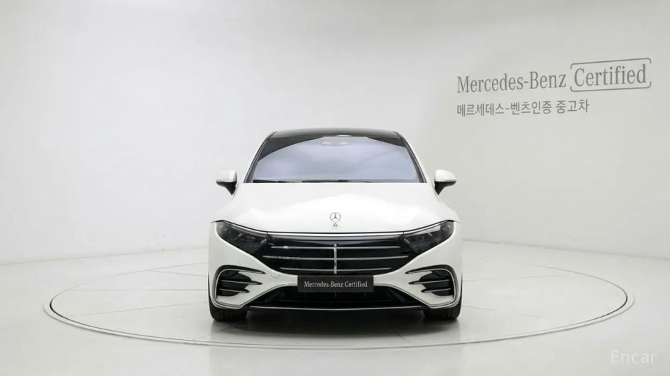 Mercedes-Benz EQS