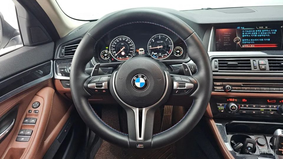 BMW 5-series