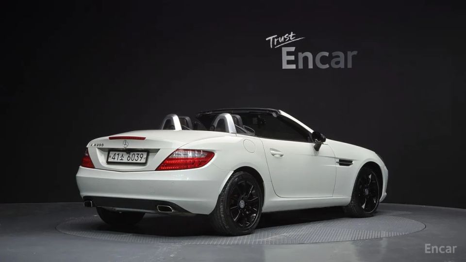 Mercedes-Benz SLK-Class