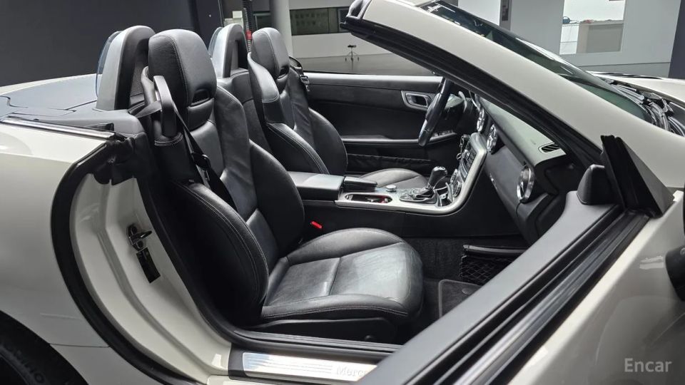 Mercedes-Benz SLK-Class