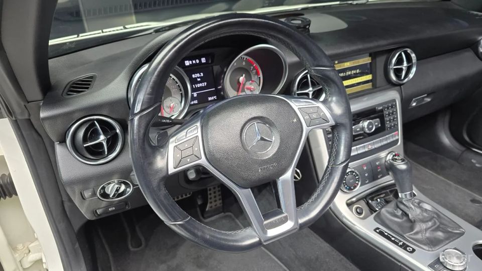 Mercedes-Benz SLK-Class