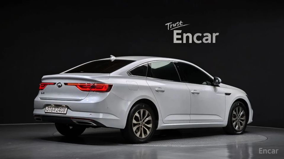 Renault-KoreaSamsung SM6