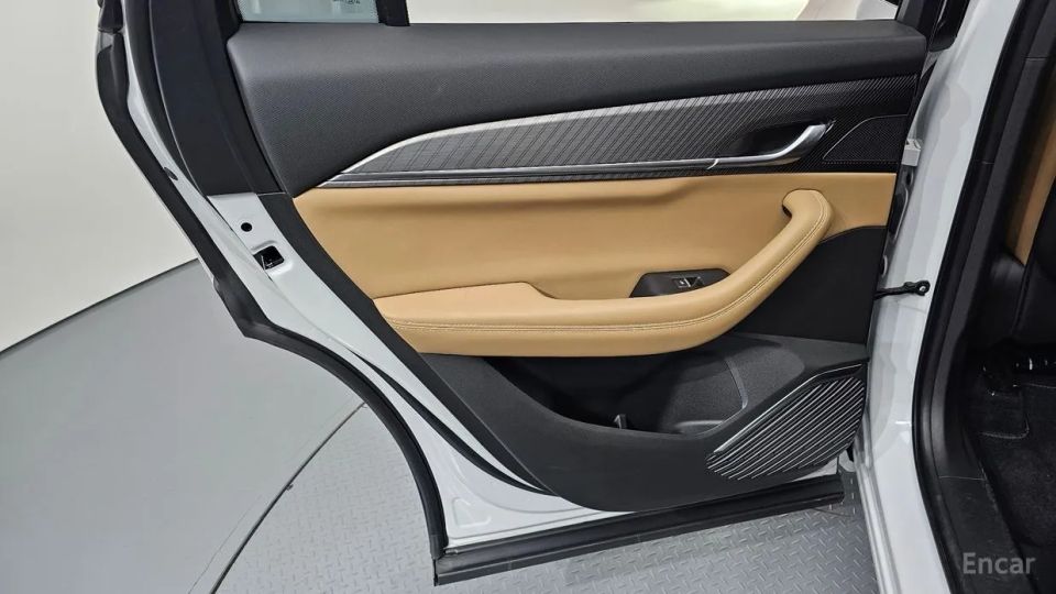 Renault-KoreaSamsung Grand Koleos