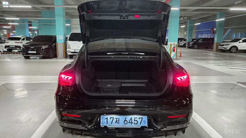 Mercedes-Benz EQE