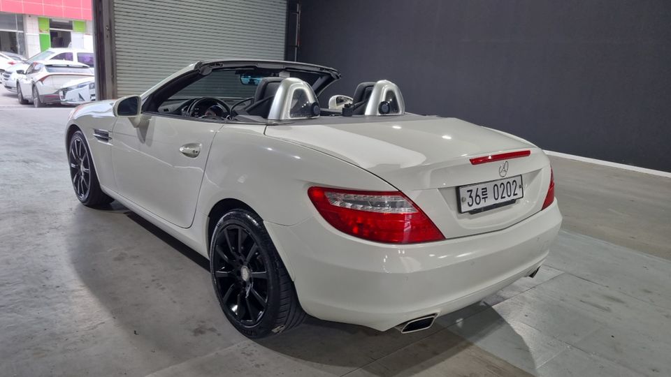Mercedes-Benz SLK-Class