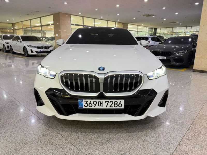 BMW 5-series