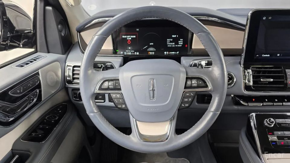 Lincoln Navigator