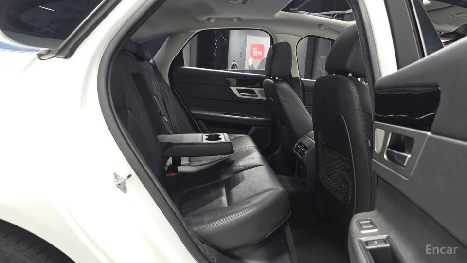 Jaguar xf